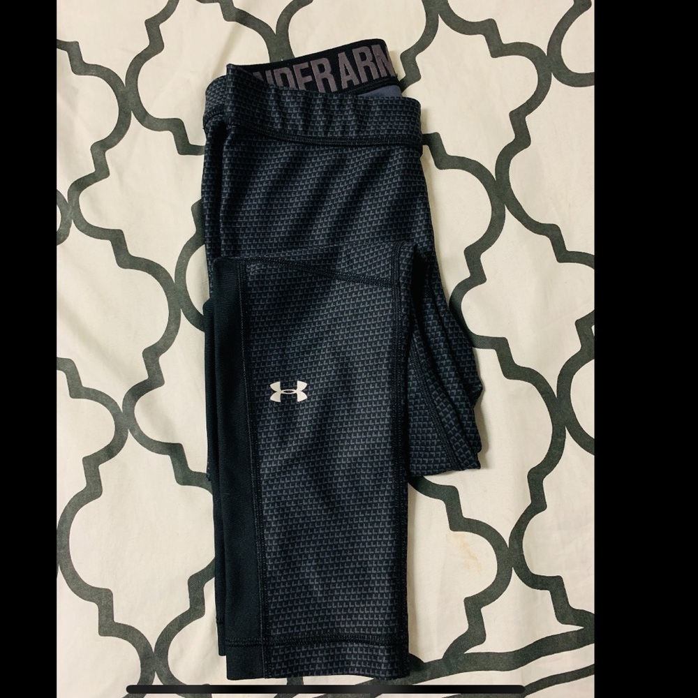 Under Armour tights